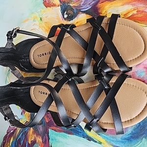 NWOT 8.5 Torrid Gladiator Sandals